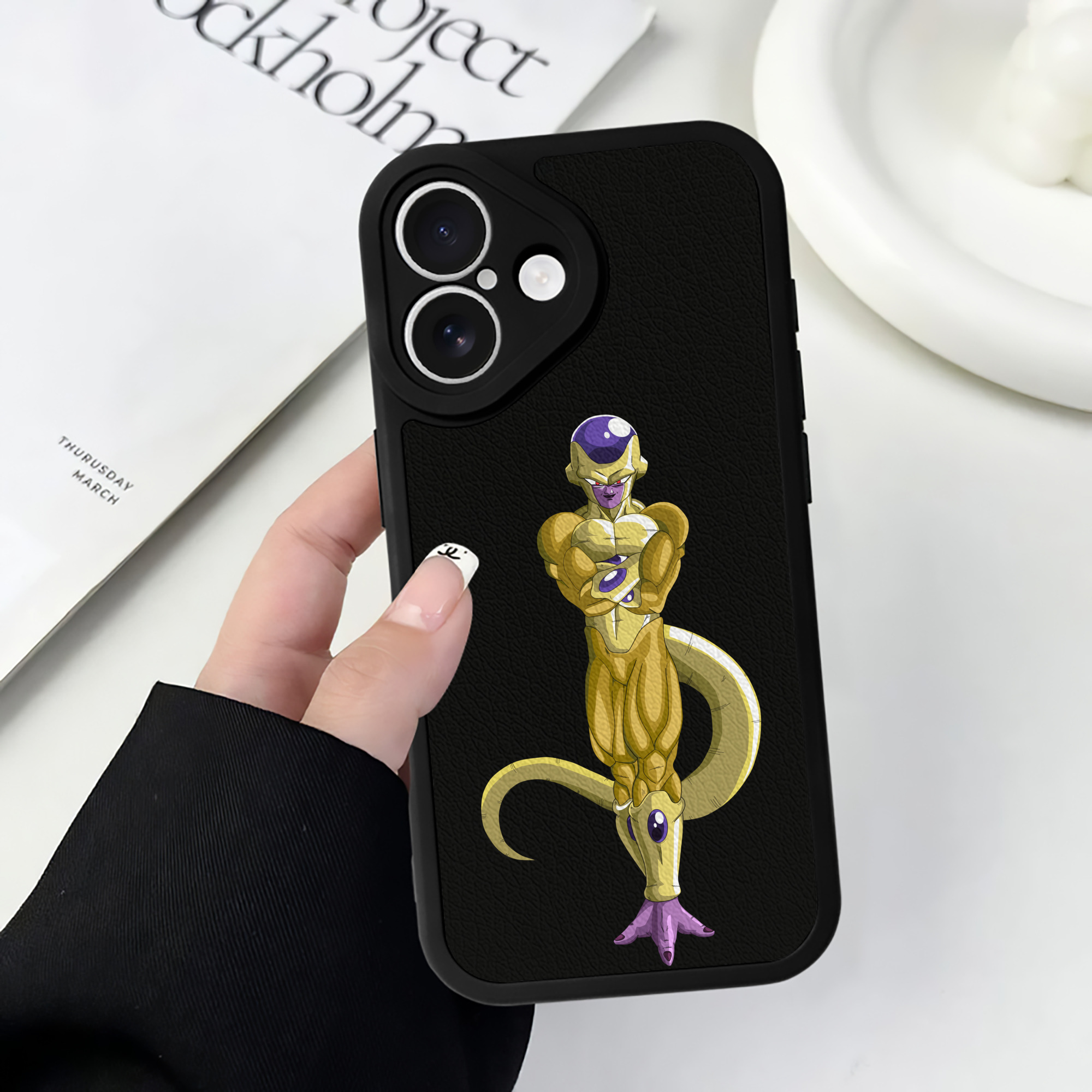 （画像用） ドラゴンボール フリーザ DRAGON BALL Frieza 【iPhone 16シリーズ対応】シリコンスマホケース（レザー調） 材質：シリコン